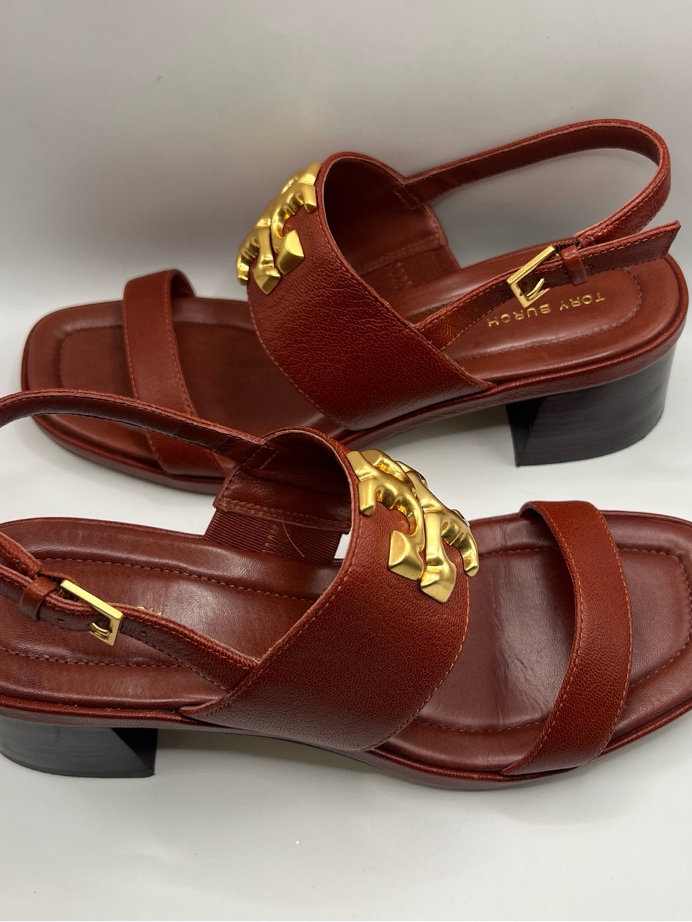 Tory Burch Rust Brown Leather Slingback Sandals with Gold Logo Accent - Picture 10 of 15